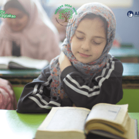 Panduan Membaca Al-Qur’an 30 Juz dalam 30 Hari: Strategi Efektif dan Konsisten