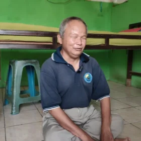 Mushaf yang Mulai Memudar, Harapan yang Tak Pernah Padam