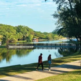 Membuka Mata Hati: Memahami Hakikat Tadabbur dalam Kehidupan
